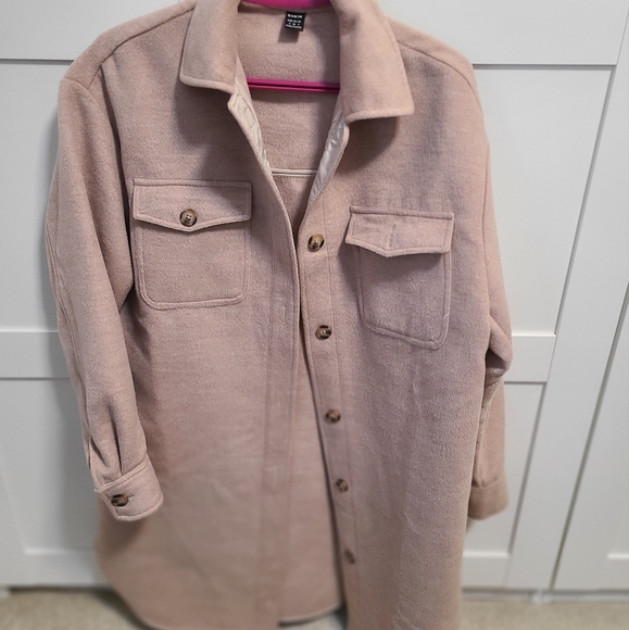 Shacket size small - Picture 5 of 5